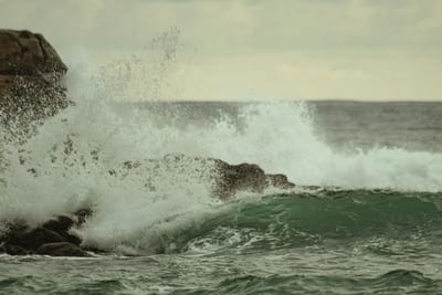 Powerful waves break at Zicatela beach, Puerto Escondido, Mexico.