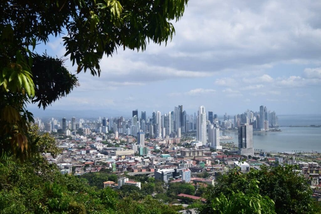 Just beyond the city’s high-rises, Parque Natural Metropolitano offers a real slice of rainforest—quiet, green, and surprisingly close.